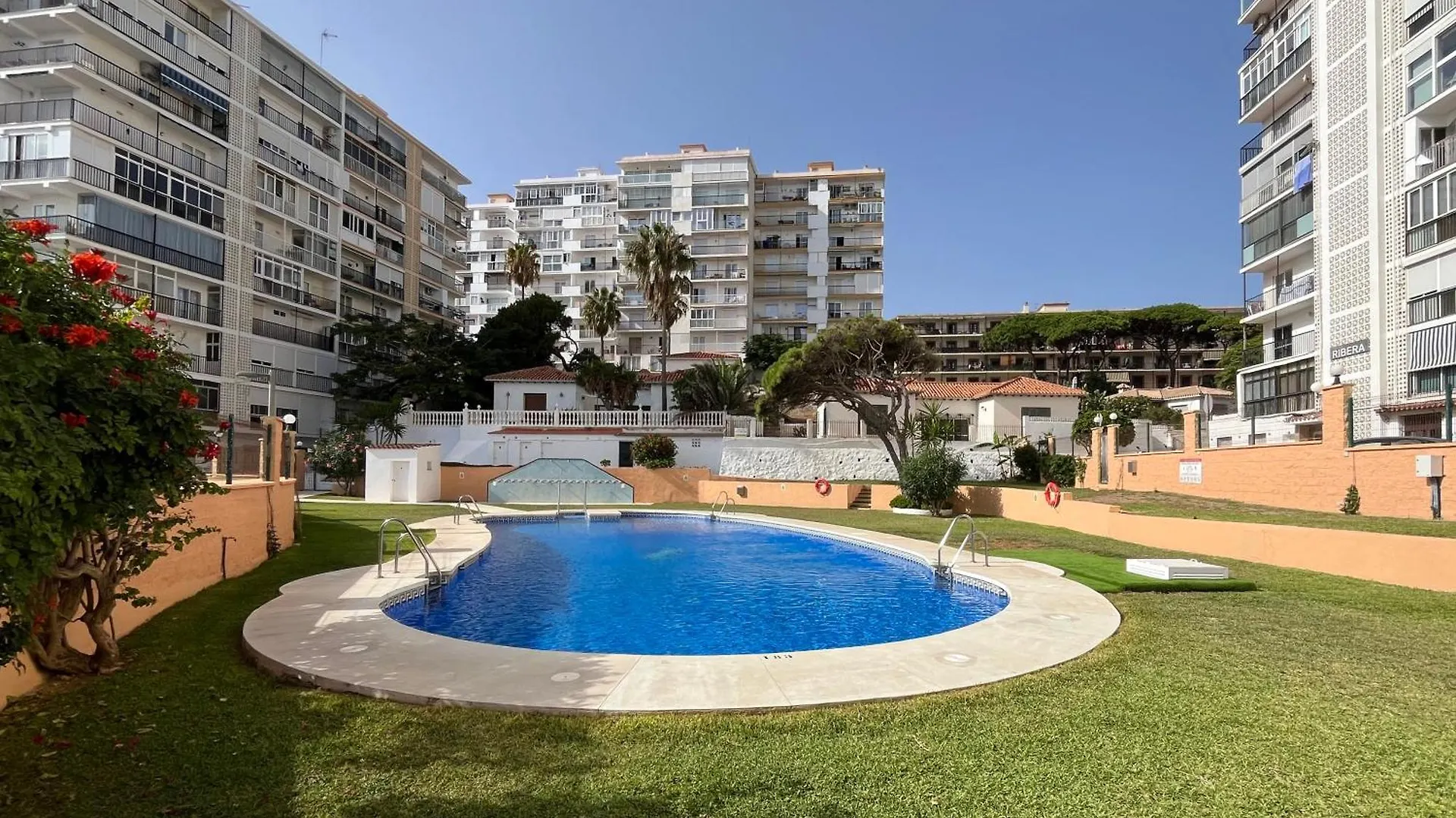 Almirante, Calahonda Apartment Sitio de Calahonda
